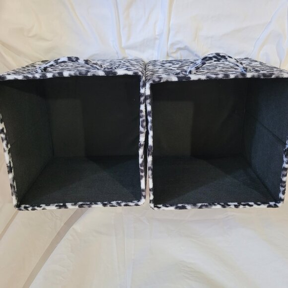 Two 11x11 Fuzzy Cloth Snow Leopard Print Storage Cubes Target - Picture 2 of 6